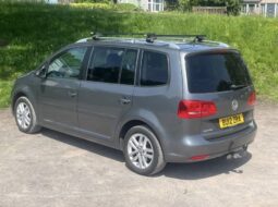 
										Volkswagen Touran full									