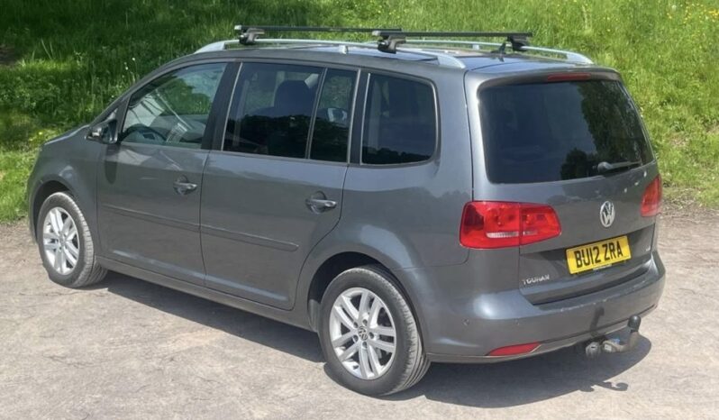 
								Volkswagen Touran full									
