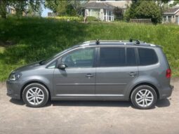 
										Volkswagen Touran full									